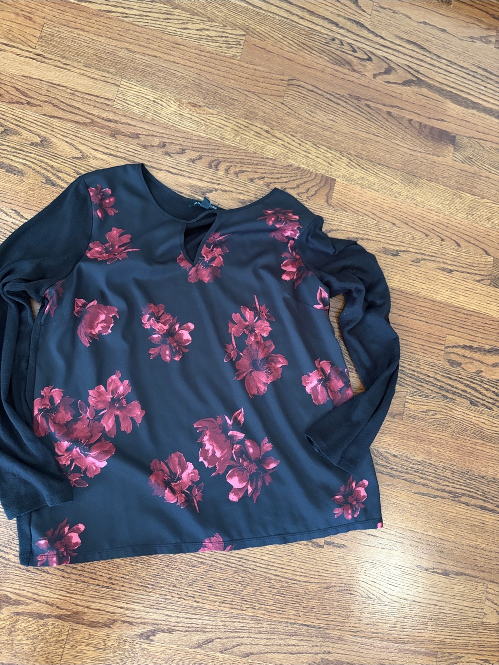StitchFix 41 Hawthorne Black Floral Long-Sleeve blouse - size L
